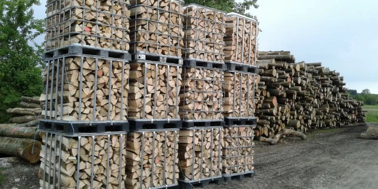 Brennholz und Holzlager von Brennholz Boneberg